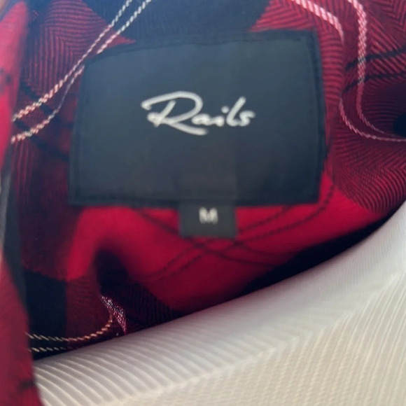 RAILS Plaid Button Down, Size M, Like New - Picture 6 of 8